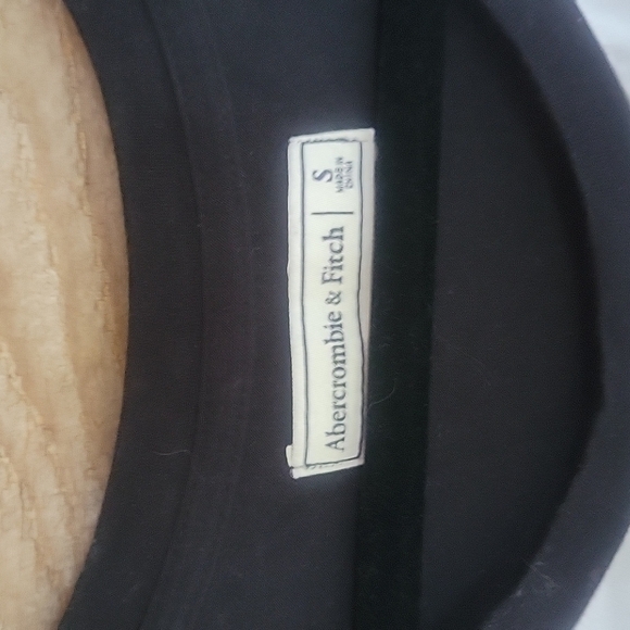 Abercrombie & Fitch Black and White Cap Sleeve NYC Tee Size Small - Picture 4 of 6